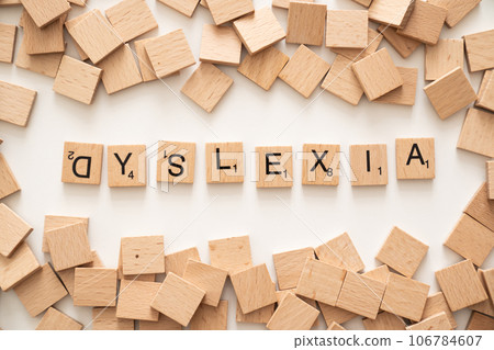 Dyslexia dysorder concept - letter on white background 106784607