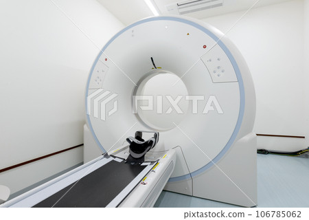 CT/MRI examination CT/MRI examination 106785062