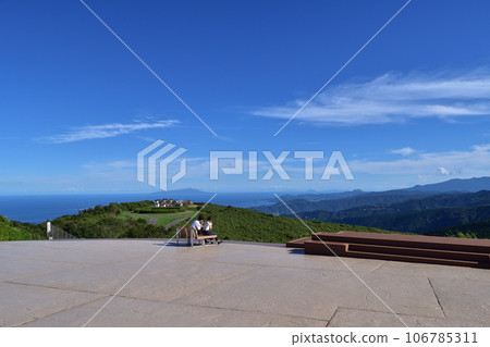 從十國峠全景露台 1059 眺望熱海 從十國峠全景露台 1059 眺望熱海 106785311