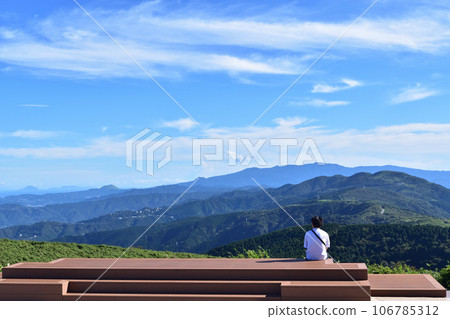 從十國峠眺望伊豆半島的山脊 全景露台 1059 106785312