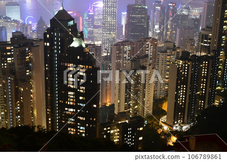 Hong Kong, Hong Kong Island, view from Victoria Peak, million dollar night view Hong Kong, Hong Kong Island, view from Victoria Peak, million dollar night view 106789861