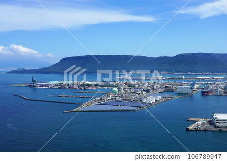 從高松市象徵塔眺望屋島 106789947
