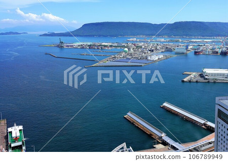從高松市象徵塔眺望屋島 106789949