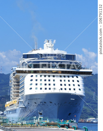 Spectrum of the Seas at Shimizu Port, Shizuoka Prefecture, August 106791132