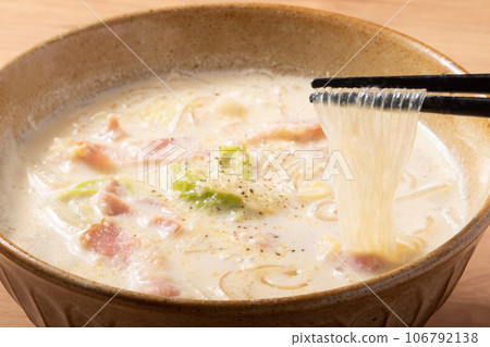 大白菜培根豆漿湯粉絲 106792138