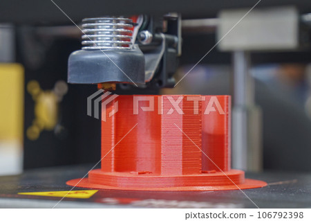 The additive manufacturing by 3D printer machine. The additive manufacturing by 3D printer machine. 106792398