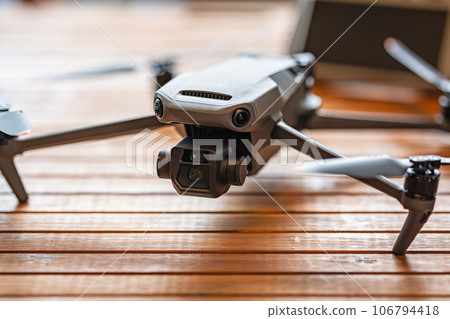 Drone Drone 106794418