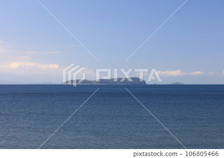 漂浮在引灘海中的「伊吹島」、「小又島」、「又田島」（從仁王町看，左邊的對岸是土井町附近） 106805466