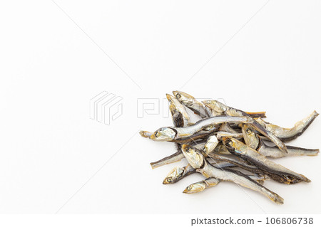 Niboshi white background Niboshi white background 106806738