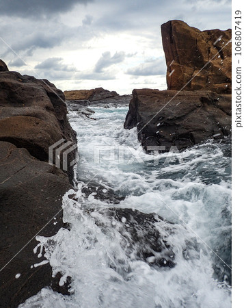 Chiba prefecture's rocky shores Chiba prefecture's rocky shores 106807419