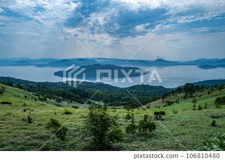 Lake Kussharo wanting from Bihoro Pass 106810480