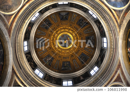 Painted ceiling of the dome of Santa Maria del Popolo basilica 106811998