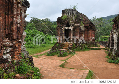 My Son Hindu temple ruins in Vietnam My Son Hindu temple ruins in Vietnam 106812018