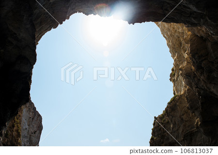Sea caves. Blue grotto, Malta Sea caves. Blue grotto, Malta 106813037