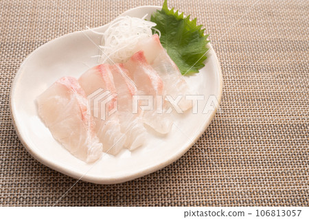 Snapper sashimi Snapper sashimi 106813057