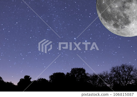 Hunter's moon. Super full moon with dark background. Madrid, Spain, Europe. Horizontal Photography. 28. October. 2023. Moon. Supermoon. Sulfur. Conjunction. Venus. Saturn. Jupiter. Hunter's moon. Super full moon with dark background. Madrid, Spain, Europe. Horizontal Photography. 28. October. 2023. Moon. Supermoon. Sulfur. Conjunction. Venus. Saturn. Jupiter. 106815087