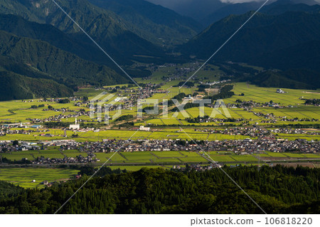[新潟縣] 南魚沼夏季鄉村景觀和魚沼天際線景觀 106818220