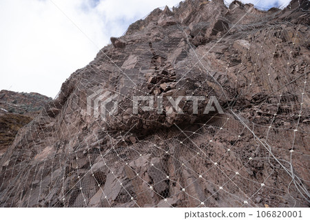 Landslip road landscape in tibet , China Landslip road landscape in tibet , China 106820001