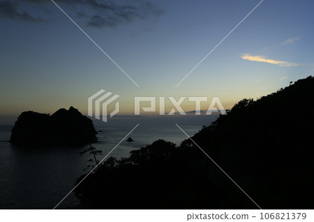 西伊豆的海上日落 西伊豆的海上日落 106821379