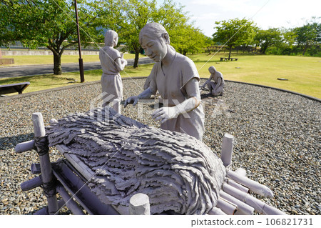 Funaoka Salt Ruins Park (Ooi Town, Fukui Prefecture), which recreates ancient salt making Funaoka Salt Ruins Park (Ooi Town, Fukui Prefecture), which recreates ancient salt making 106821731