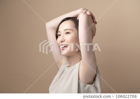 Beauty hair removal armpit 106822708