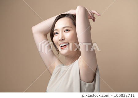 Beauty hair removal armpit Beauty hair removal armpit 106822711