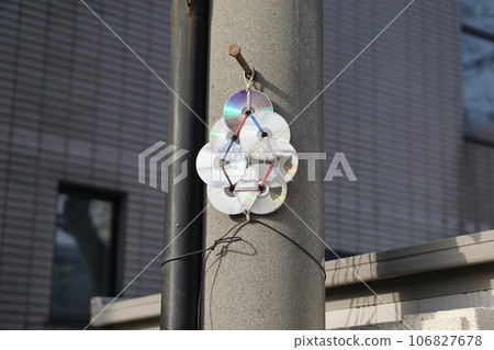 街角放置驅鳥光盤 106827678