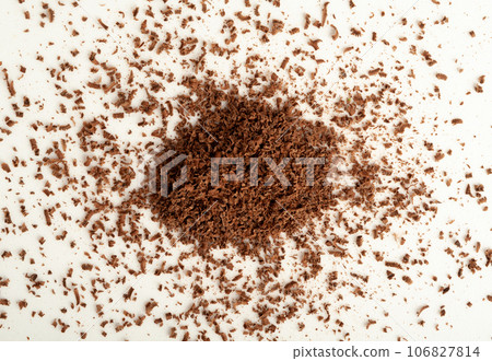 Grated Chocolate Pile Isolated, Crushed Chocolate Shavings, Crumbs, Scattered Flakes, Cocoa Sprinkles 106827814