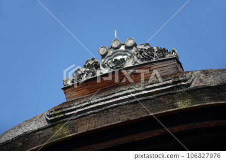 Daitokuji Temple, Imperial Embassy Gate Decorative tiles, Murasakino, Kita Ward, Kyoto City 106827976