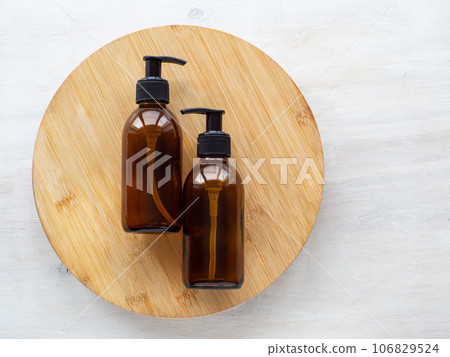 Natural skin care SPA beauty products set design Natural skin care SPA beauty products set design 106829524