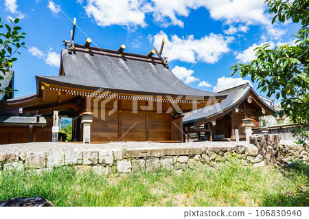 Main shrine of Kurumaori Shrine in Ukyo Ward, Kyoto City Main shrine of Kurumaori Shrine in Ukyo Ward, Kyoto City 106830940