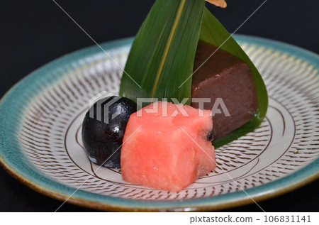Water sweets Wasanbon Mizu Yokan Seasonal fruits Water sweets Wasanbon Mizu Yokan Seasonal fruits 106831141