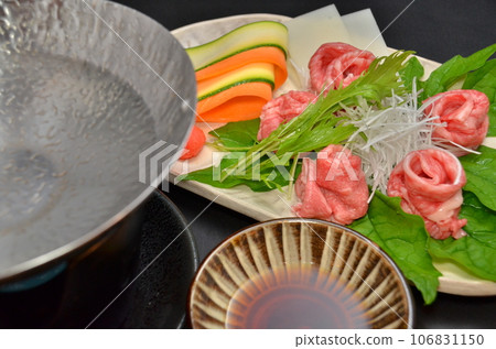 Wagyu beef shabu-shabu hot pot 106831150