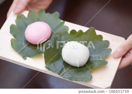 紅白柏餅照片素材 紅白柏餅照片素材 106831739
