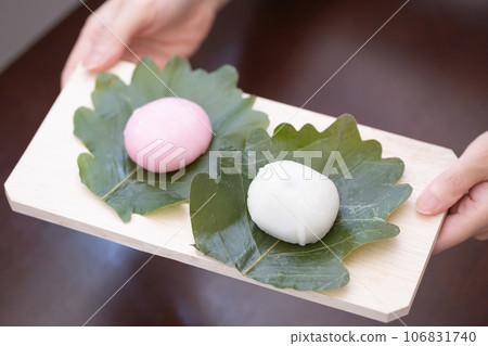 紅白柏餅照片素材 紅白柏餅照片素材 106831740