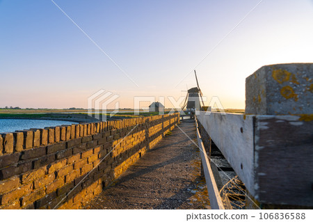 The mill het noorden is a mill on the island of Texel 106836588