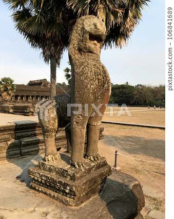 吳哥窟面雕雕像 106841689