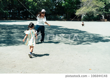 football, soccer, family 106844148
