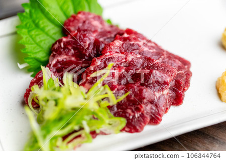 生長鬚鯨肉 106844764