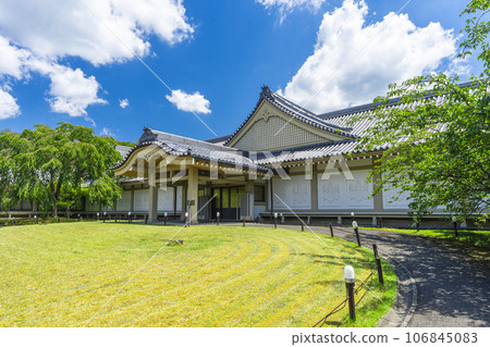 京都醍醐寺靈寶館入口夏季 京都醍醐寺靈寶館入口夏季 106845083