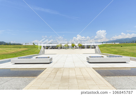 Rikuzentakata City, Iwate Prefecture, Great East Japan Earthquake Tsunami Memorial Museum (Iwate TSUNAMI Memorial) and Roadside Station Takada Matsubara on a clear day 106845787