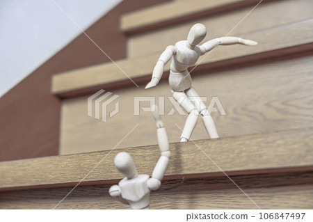 Drawing dolls climbing the stairs together Drawing dolls climbing the stairs together 106847497