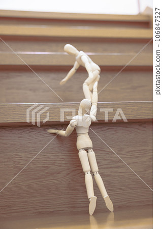 畫娃娃一起爬樓梯 106847527