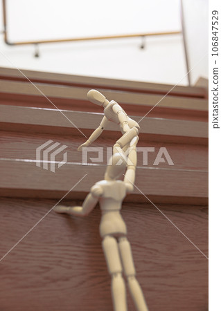 畫娃娃一起爬樓梯 畫娃娃一起爬樓梯 106847529