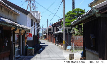 [Video included] Streetscape of Yuasa, Judenken District (Yuasa-cho, Arita-gun, Wakayama Prefecture) 106848196