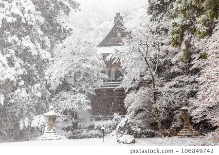 [新潟縣佐渡]白雪皚皚的清水寺冬季版 106849742