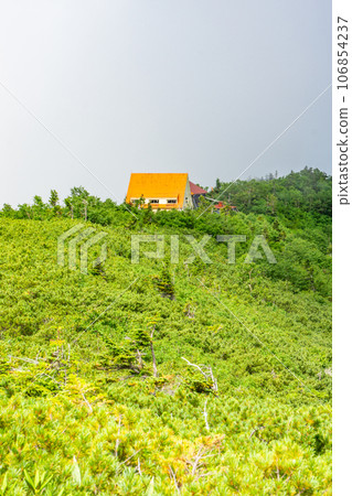 Northern Alps Harinoki Circuit Climbing in Nagano Prefecture Taneike Sanso 106854237