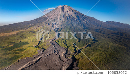 Mount Semeru, Indonesia Mount Semeru, Indonesia 106858052