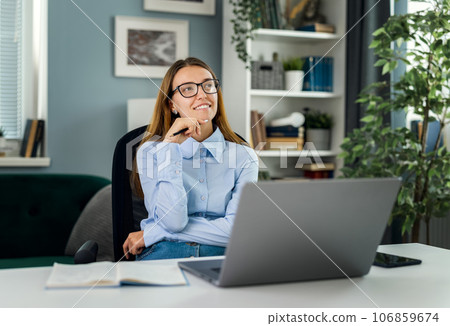 Dreaming at home Dreaming at home 106859674