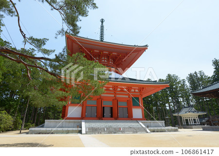 Koyasan Kongobuji Temple, Konpon Daito, Koya Town, Wakayama Prefecture 106861417